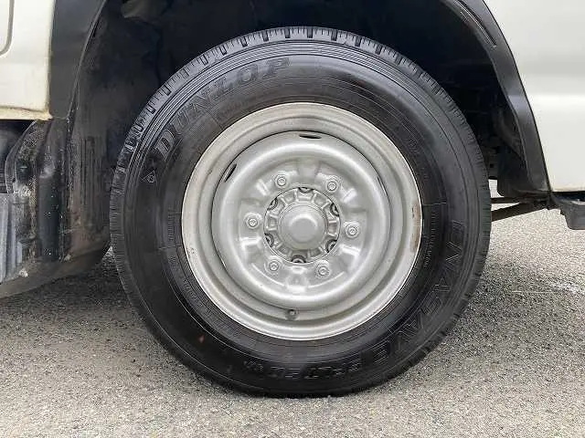 いすゞ エルフ TKG-NHR85A(2WD)の写真33