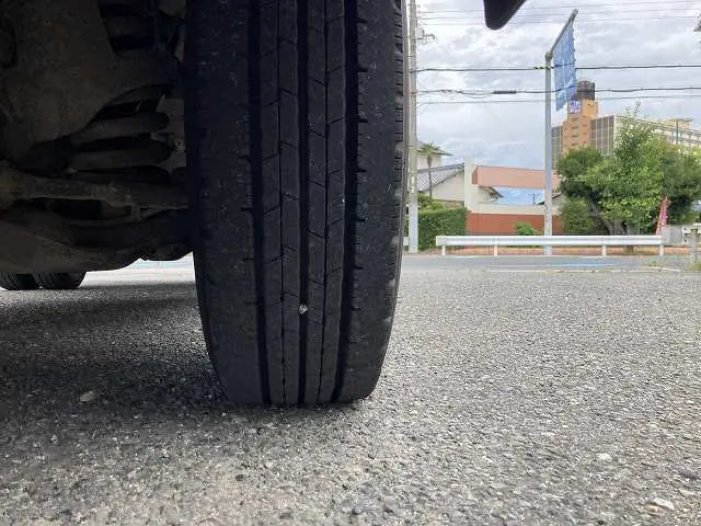 いすゞ エルフ TKG-NHR85A(2WD)の写真34