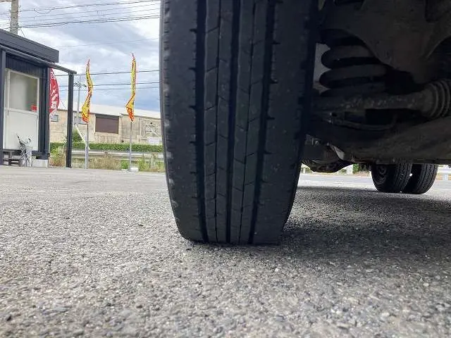 いすゞ エルフ TKG-NHR85A(2WD)の写真36