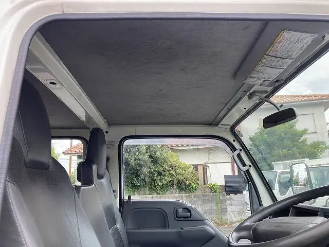 いすゞ エルフ TKG-NHR85A(2WD)の写真39