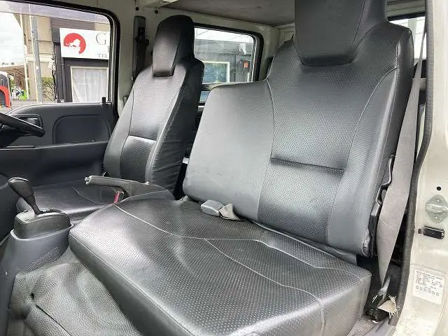 いすゞ エルフ TKG-NHR85A(2WD)の写真42