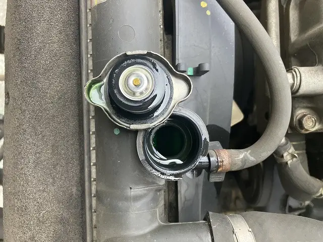 いすゞ エルフ PB-NPR81AR(2WD)の写真23