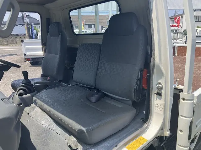 いすゞ エルフ PB-NPR81AR(2WD)の写真25