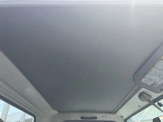 いすゞ エルフ PB-NPR81AR(2WD)の写真26