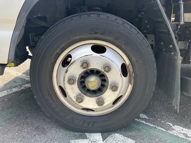 いすゞ エルフ PB-NPR81AR(2WD)の写真39