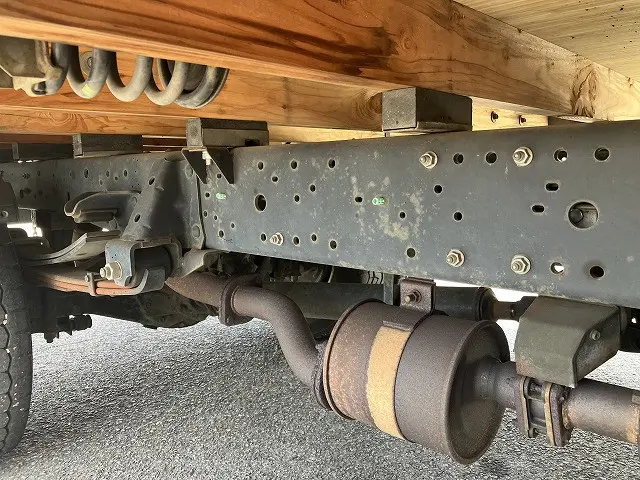 いすゞ エルフ PB-NPR81AR(2WD)の写真46