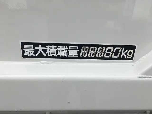 いすゞ エルフ BKG-NLR85AR(2WD)の写真28