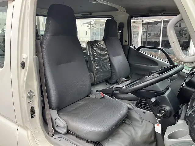 日野 デュトロ TKG-XZU605M(2WD)の写真23