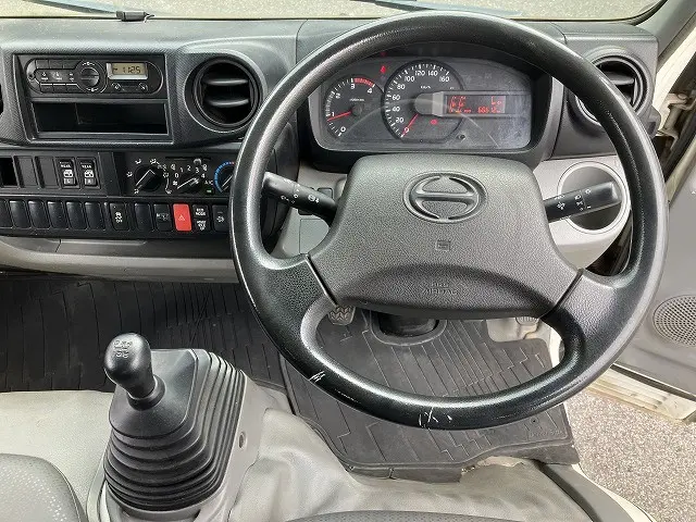 日野 デュトロ TKG-XZU605M(2WD)の写真30