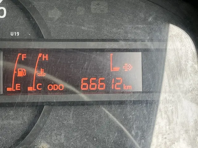 日野 デュトロ TKG-XZU605M(2WD)の写真32