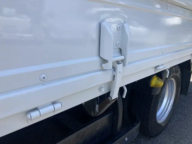 いすゞ エルフ TPG-NPR85AR(2WD)の写真17