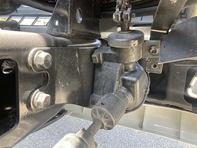 いすゞ エルフ TPG-NPR85AR(2WD)の写真19