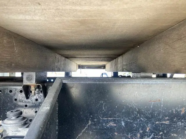 いすゞ エルフ TPG-NPR85AR(2WD)の写真25