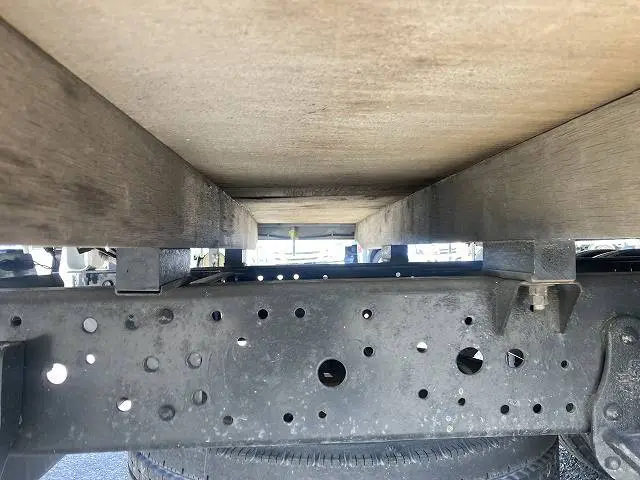 いすゞ エルフ TPG-NPR85AR(2WD)の写真27