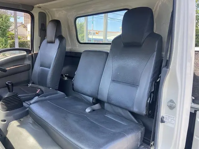 いすゞ エルフ TPG-NPR85AR(2WD)の写真41