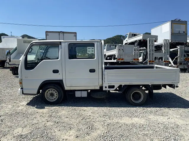 いすゞ エルフ KR-NHR69E(2WD)の写真4