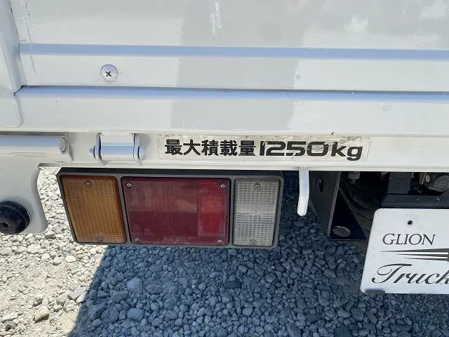 いすゞ エルフ KR-NHR69E(2WD)の写真20