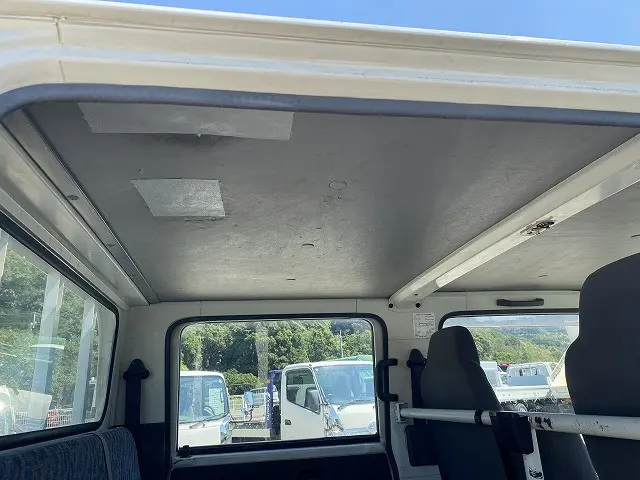 いすゞ エルフ KR-NHR69E(2WD)の写真22