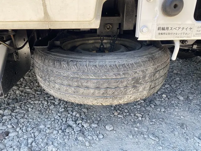 いすゞ エルフ KR-NHR69E(2WD)の写真36