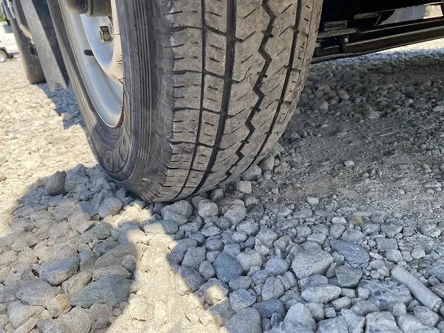 いすゞ エルフ KR-NHR69E(2WD)の写真47