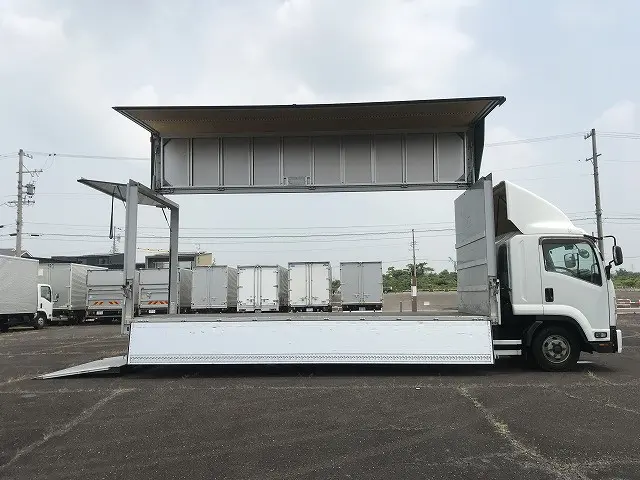 いすゞ フォワード 2RG-FRR90T2(2WD)の写真8