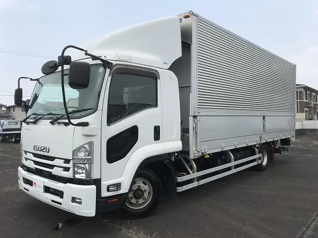 いすゞ フォワード 2RG-FRR90T2(2WD)の写真9