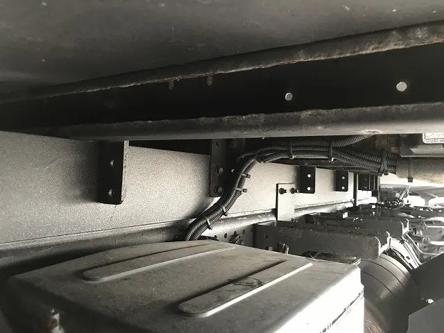 いすゞ フォワード 2RG-FRR90T2(2WD)の写真26