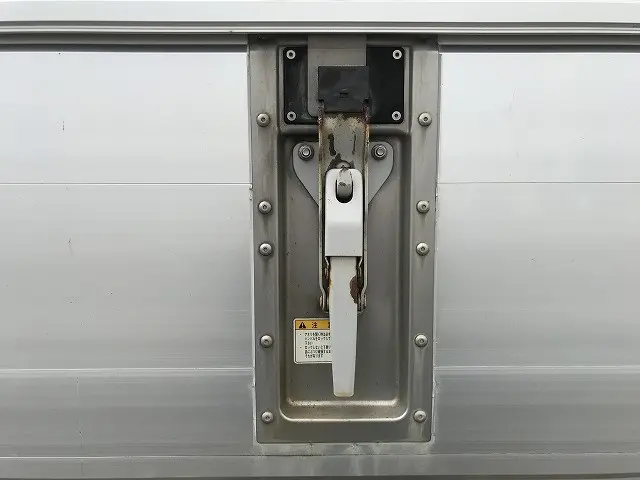 いすゞ フォワード 2RG-FRR90T2(2WD)の写真31