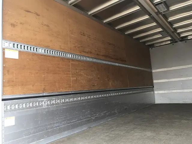 いすゞ フォワード 2RG-FRR90T2(2WD)の写真45