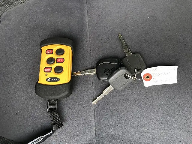 いすゞ フォワード 2RG-FRR90T2(2WD)の写真48