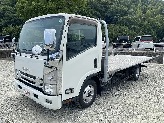 いすゞ エルフ 2RG-NNR88AR(2WD)の写真9