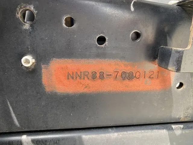 いすゞ エルフ 2RG-NNR88AR(2WD)の写真23