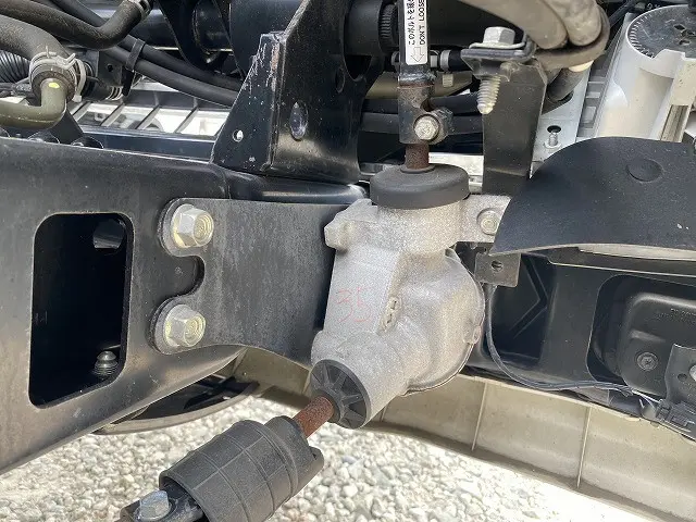 いすゞ エルフ 2RG-NNR88AR(2WD)の写真24