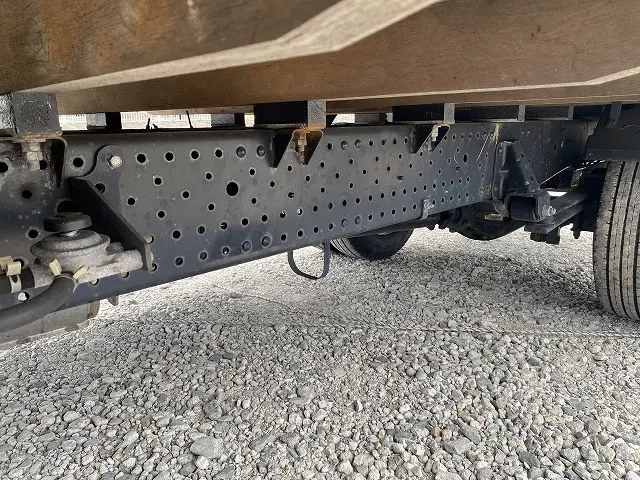 いすゞ エルフ 2RG-NNR88AR(2WD)の写真26