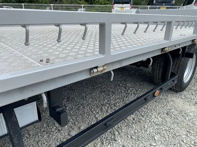 いすゞ エルフ 2RG-NNR88AR(2WD)の写真27