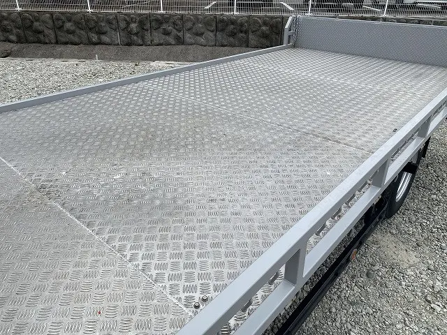 いすゞ エルフ 2RG-NNR88AR(2WD)の写真28