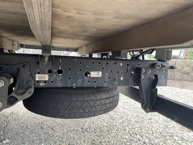 いすゞ エルフ 2RG-NNR88AR(2WD)の写真30