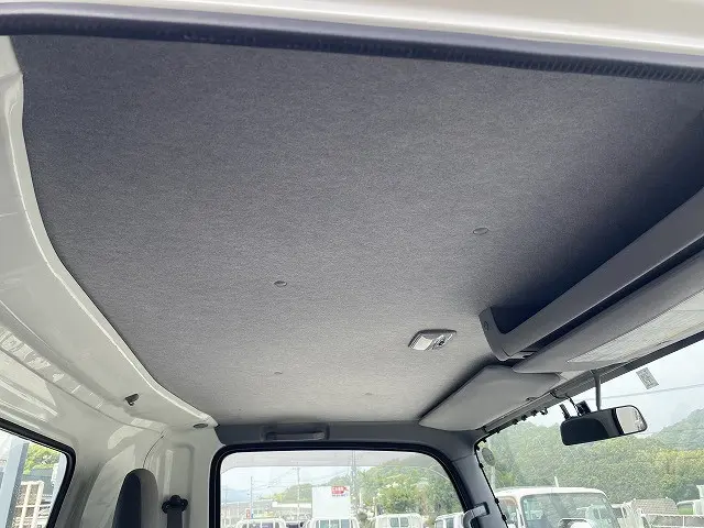 いすゞ エルフ 2RG-NNR88AR(2WD)の写真36