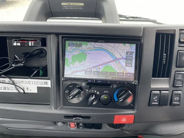 いすゞ エルフ 2RG-NNR88AR(2WD)の写真42