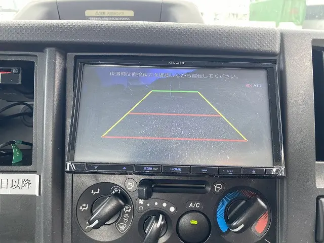 いすゞ エルフ 2RG-NNR88AR(2WD)の写真43