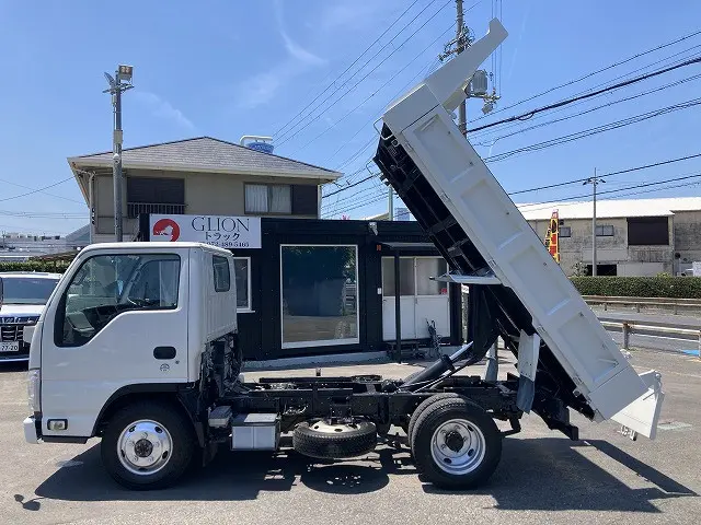 いすゞ エルフ TPG-NKS85AN(4WD)の写真4