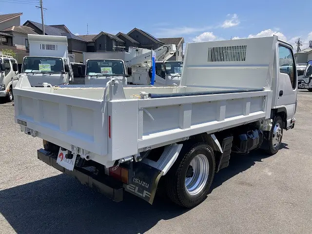 いすゞ エルフ TPG-NKS85AN(4WD)の写真15