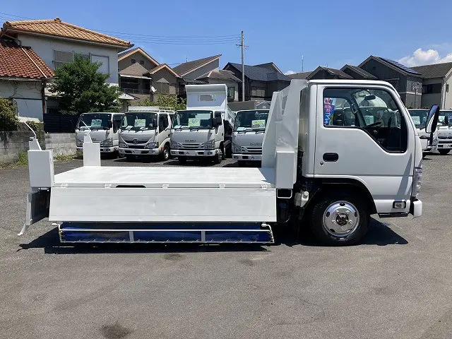 いすゞ エルフ TPG-NKS85AN(4WD)の写真19