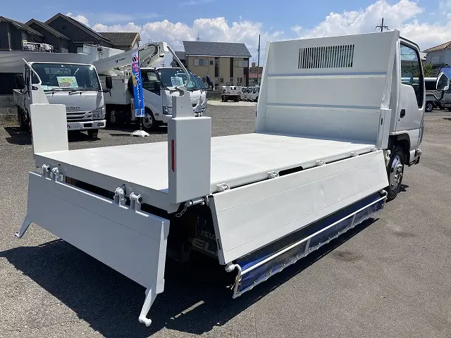 いすゞ エルフ TPG-NKS85AN(4WD)の写真22