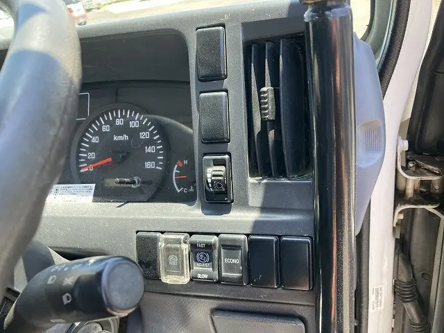 いすゞ エルフ TPG-NKS85AN(4WD)の写真39