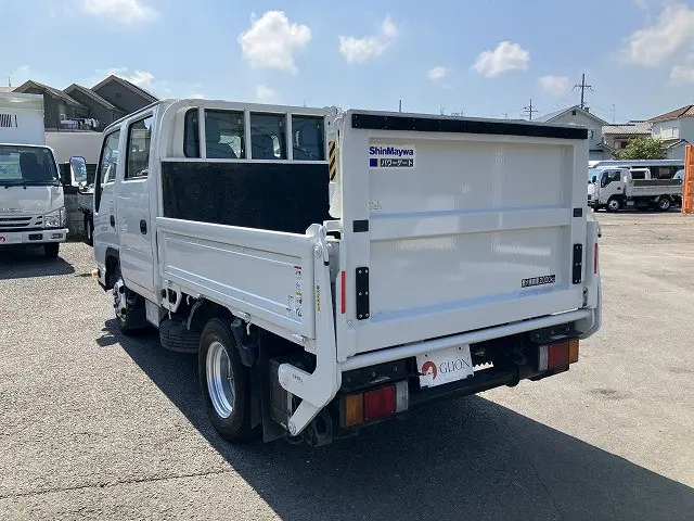 いすゞ エルフ TPG-NJR85A(2WD)の写真6