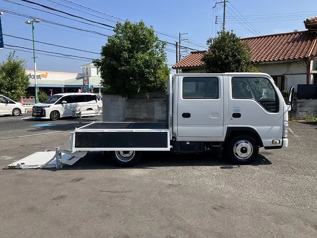 いすゞ エルフ TPG-NJR85A(2WD)の写真12