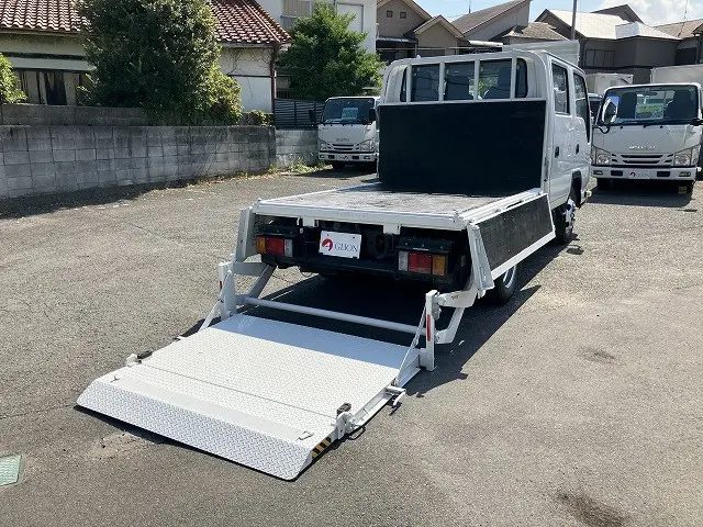 いすゞ エルフ TPG-NJR85A(2WD)の写真15