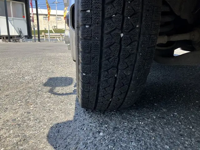 いすゞ エルフ TPG-NJR85A(2WD)の写真26