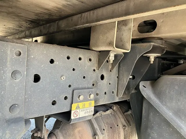 いすゞ エルフ TPG-NJR85A(2WD)の写真32